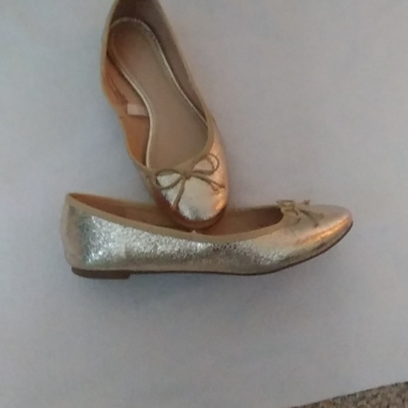 Shoes - Picture 2 of 2